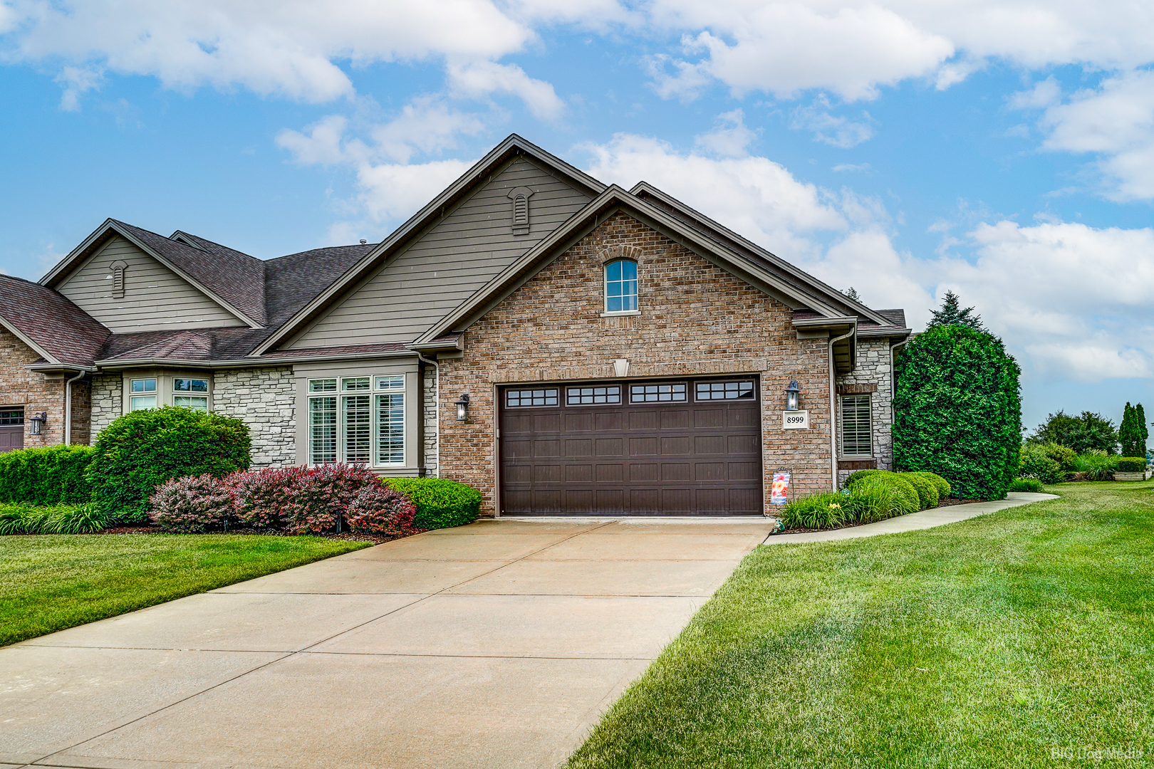 Photo of 8999 Holland Harbor Circle, Frankfort, IL 60423