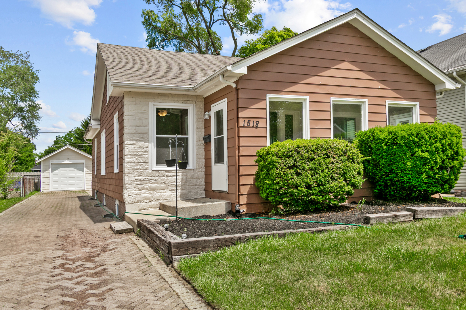 Photo of 1518 Melrose Avenue, Waukegan, IL 60085