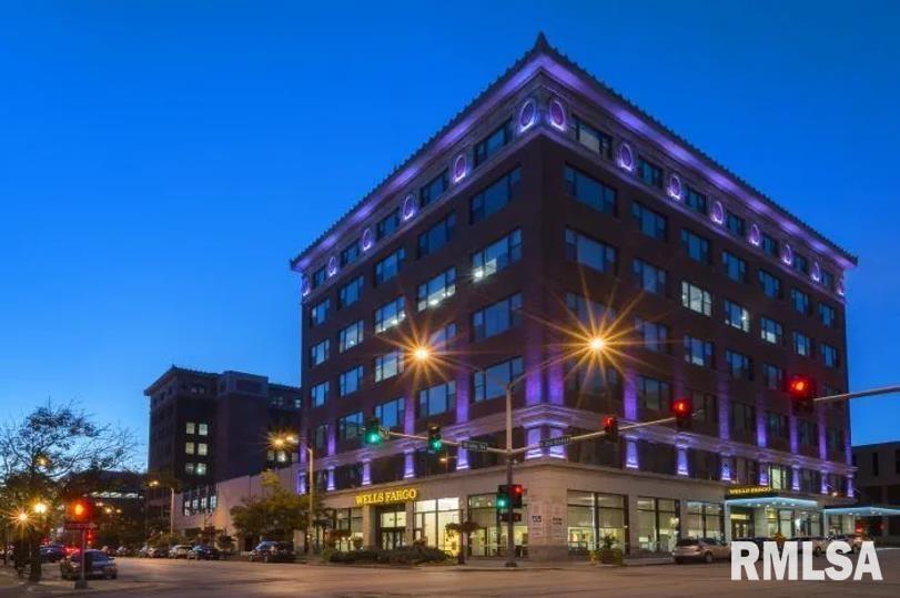 Photo of 212 N BRADY Street, Davenport, IA 52801