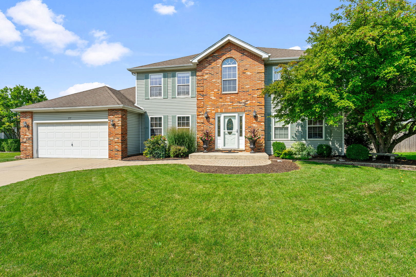 Photo of 377 Blackfoot Drive, Bolingbrook, IL 60490