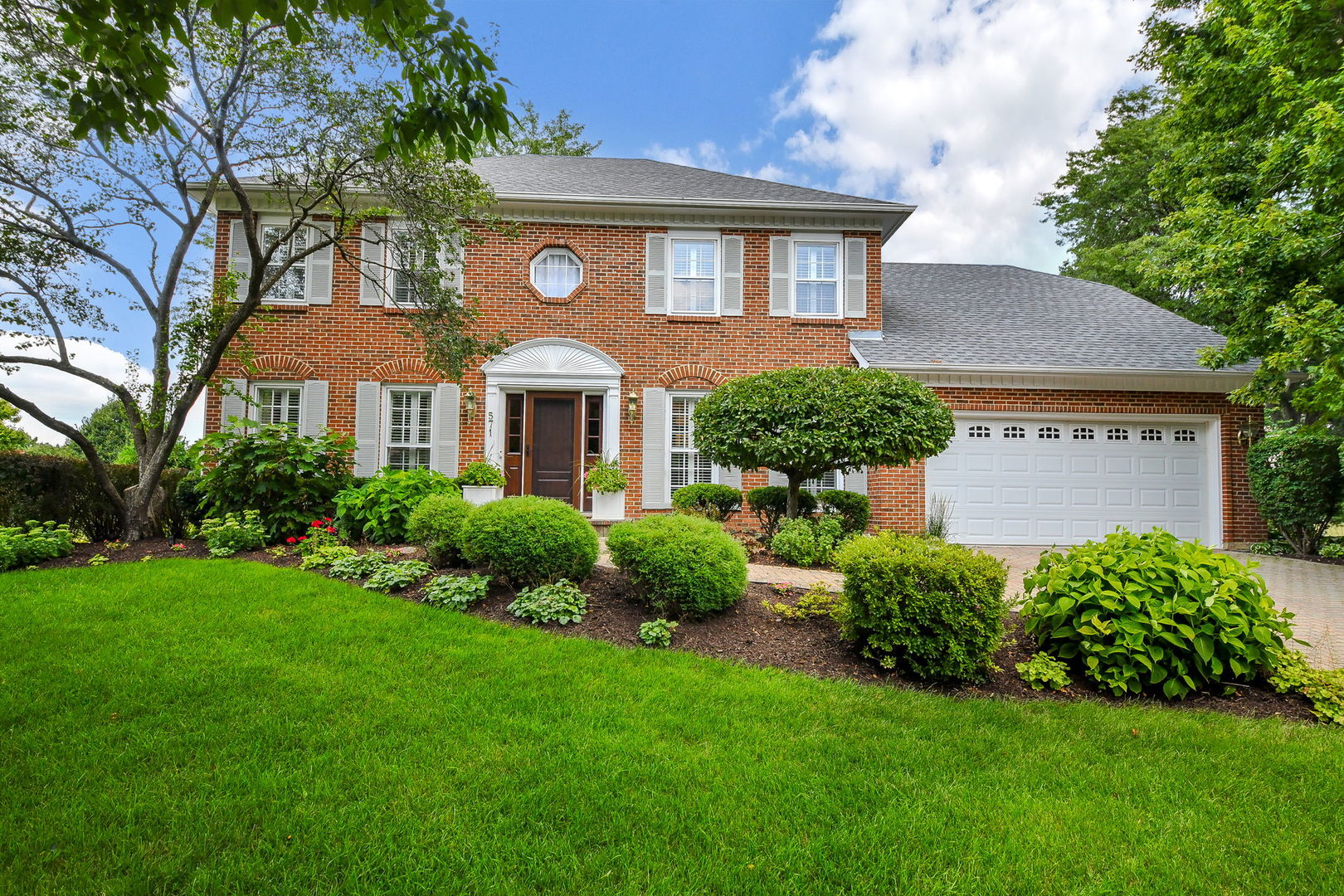 Photo of 571 Apple River Drive, Naperville, IL 60565