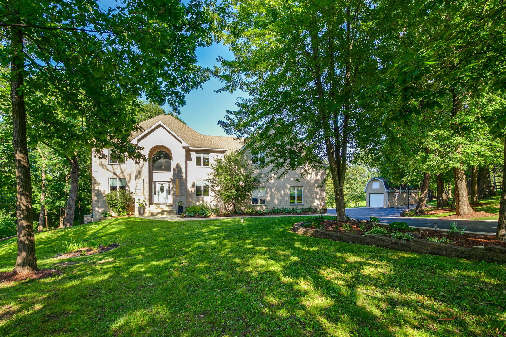 Photo of 26577 N Fairfield Road, Wauconda, IL 60084