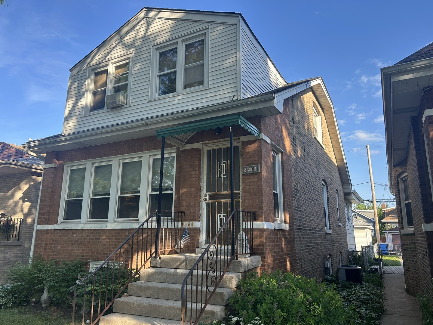 Photo of 5346 N Ludlam Avenue, Chicago, IL 60630