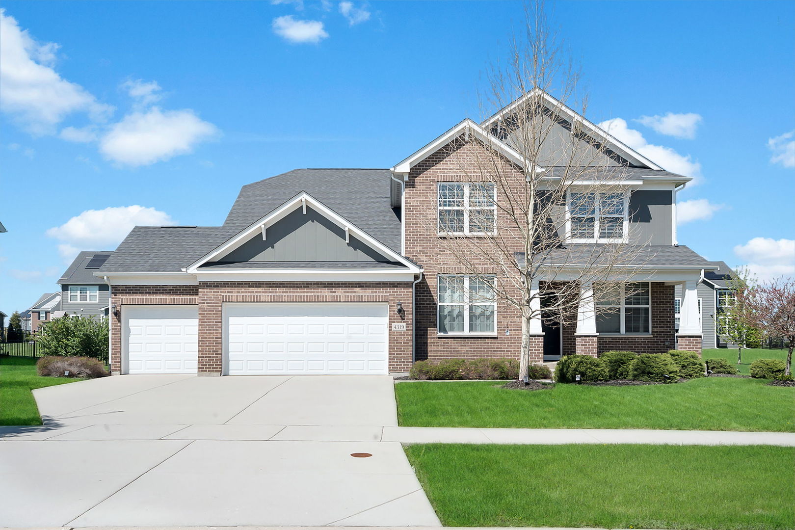 Photo of 4319 S Plantree Road, Naperville, IL 60564