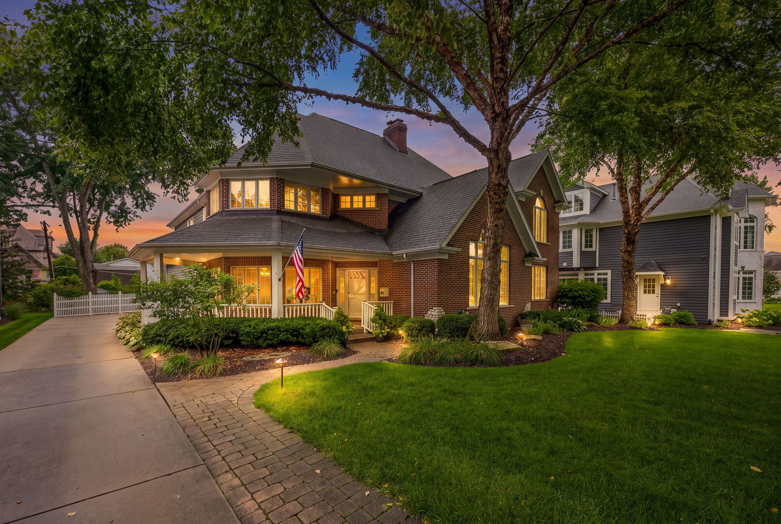Photo of 70 S Parkway Drive, Naperville, IL 60540