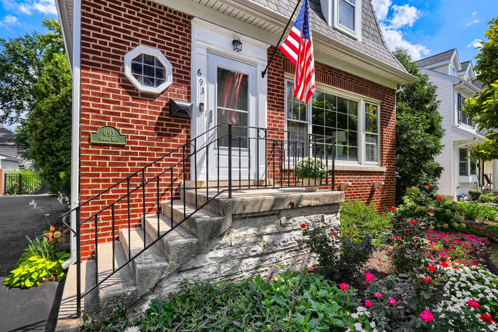 Photo of 693 S SPRING Road, Elmhurst, IL 60126
