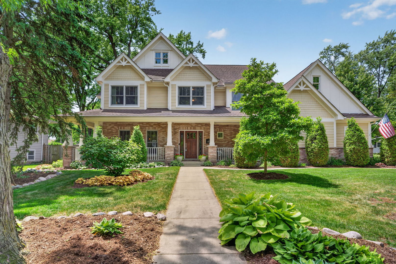 Photo of 1045 MAGNOLIA Lane, Naperville, IL 60540