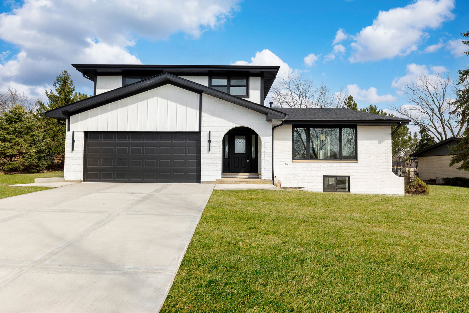 Photo of 249 Johnson Avenue, Frankfort, IL 60423