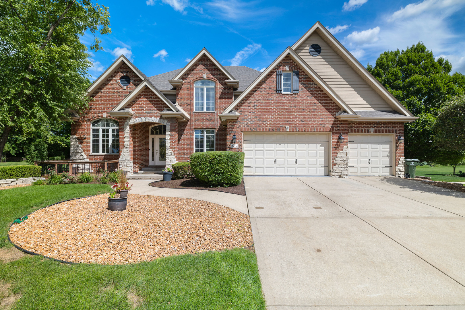 Photo of 22417 Hughes Street, Frankfort, IL 60423