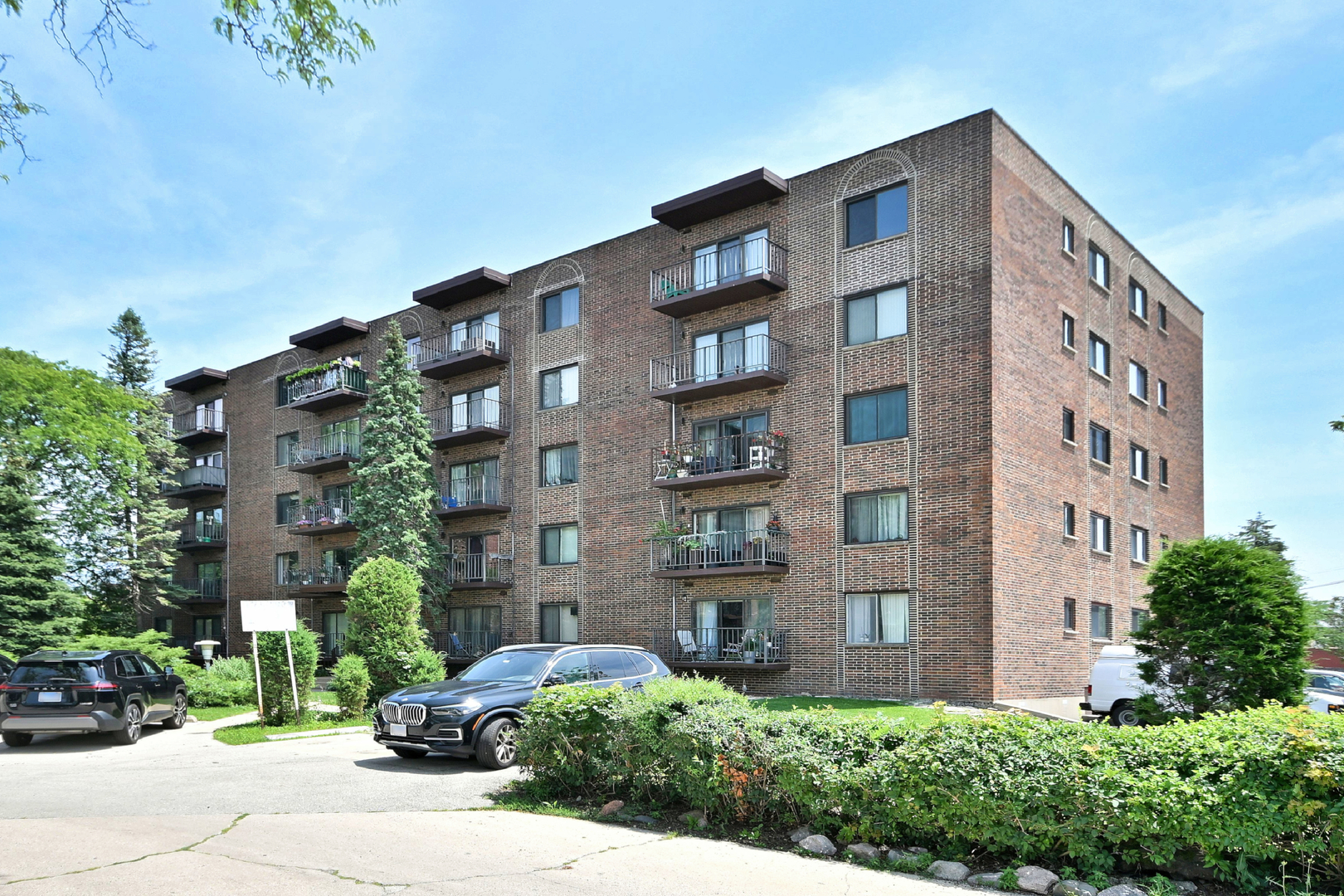 Photo of 6505 N Nashville Avenue, Chicago, IL 60631