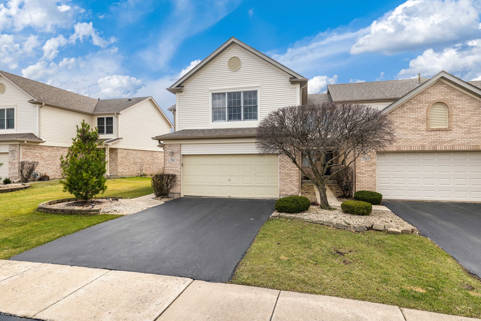 Photo of 7811 Bristol Park Drive, Tinley Park, IL 60477
