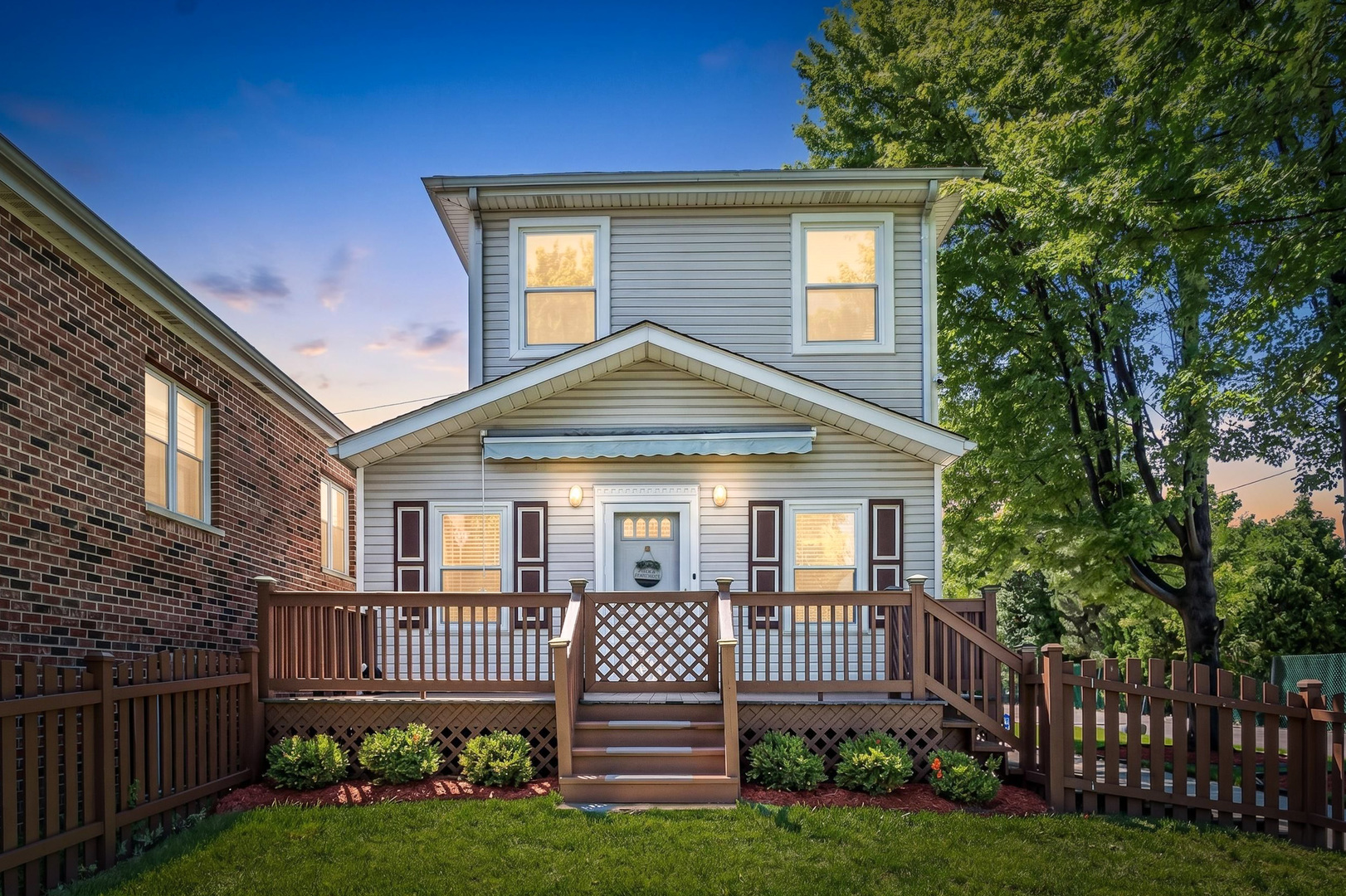 Photo of 6548 N SAYRE Avenue, Chicago, IL 60631