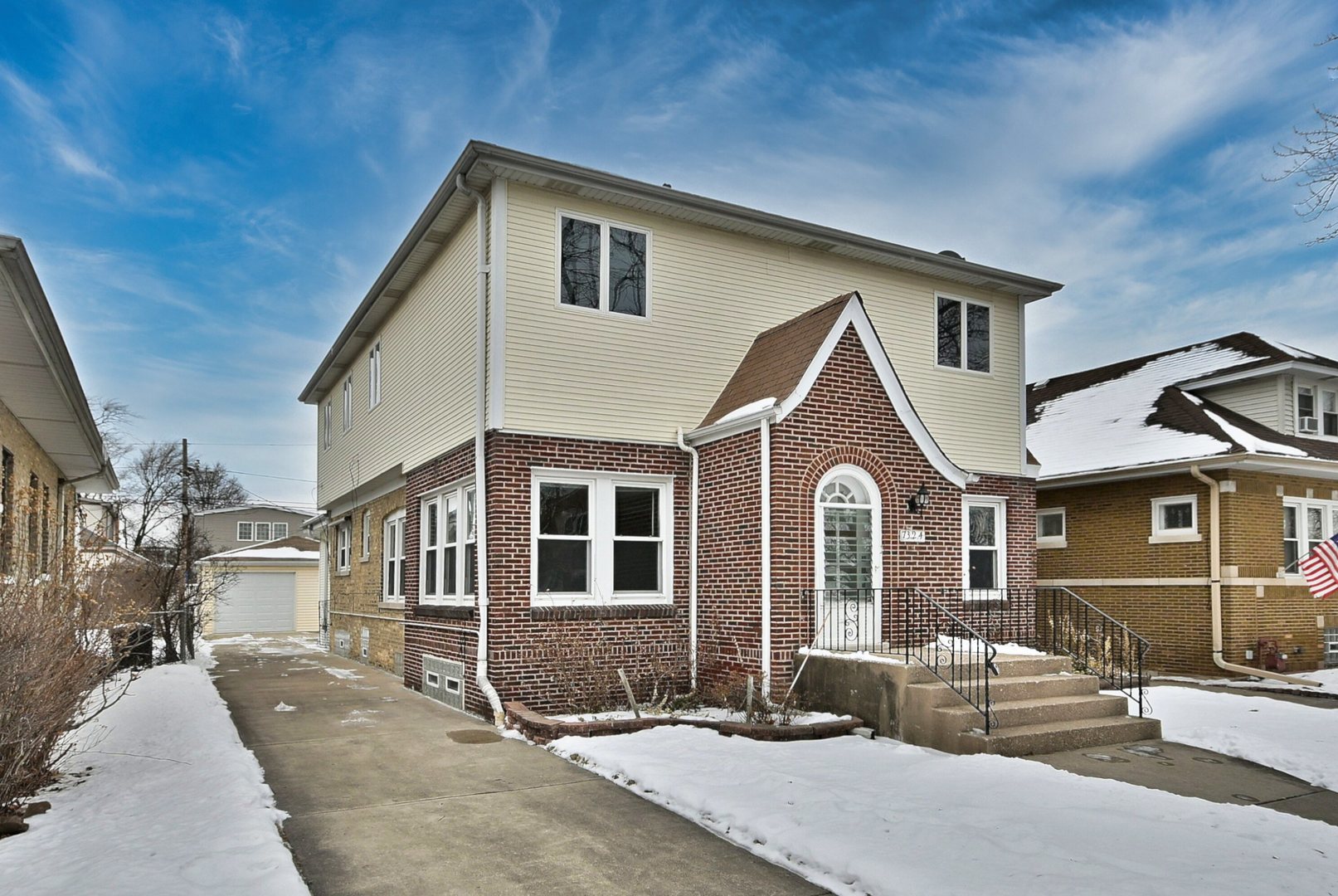Photo of 7324 W Lunt Avenue, Chicago, IL 60631
