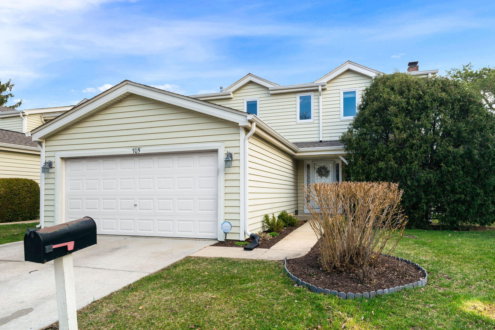 Photo of 705 Ascot Court, Hoffman Estates, IL 60169