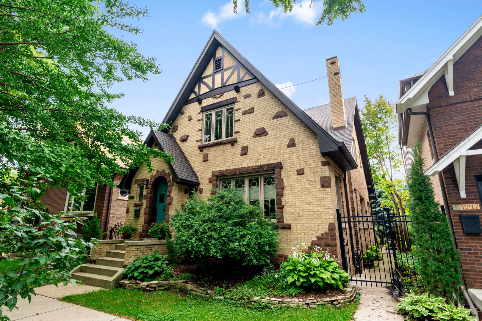 Photo of 4949 N Kostner Avenue, Chicago, IL 60630