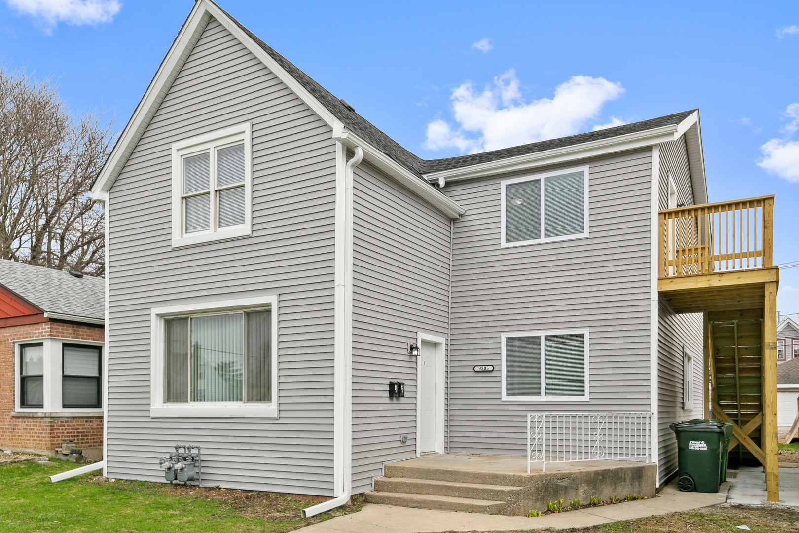Photo of 9305 S Homan Avenue, Evergreen Park, IL 60805