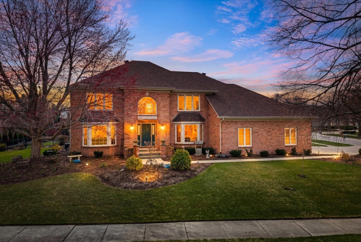 Photo of 1576 Pine Lake Drive, Naperville, IL 60564