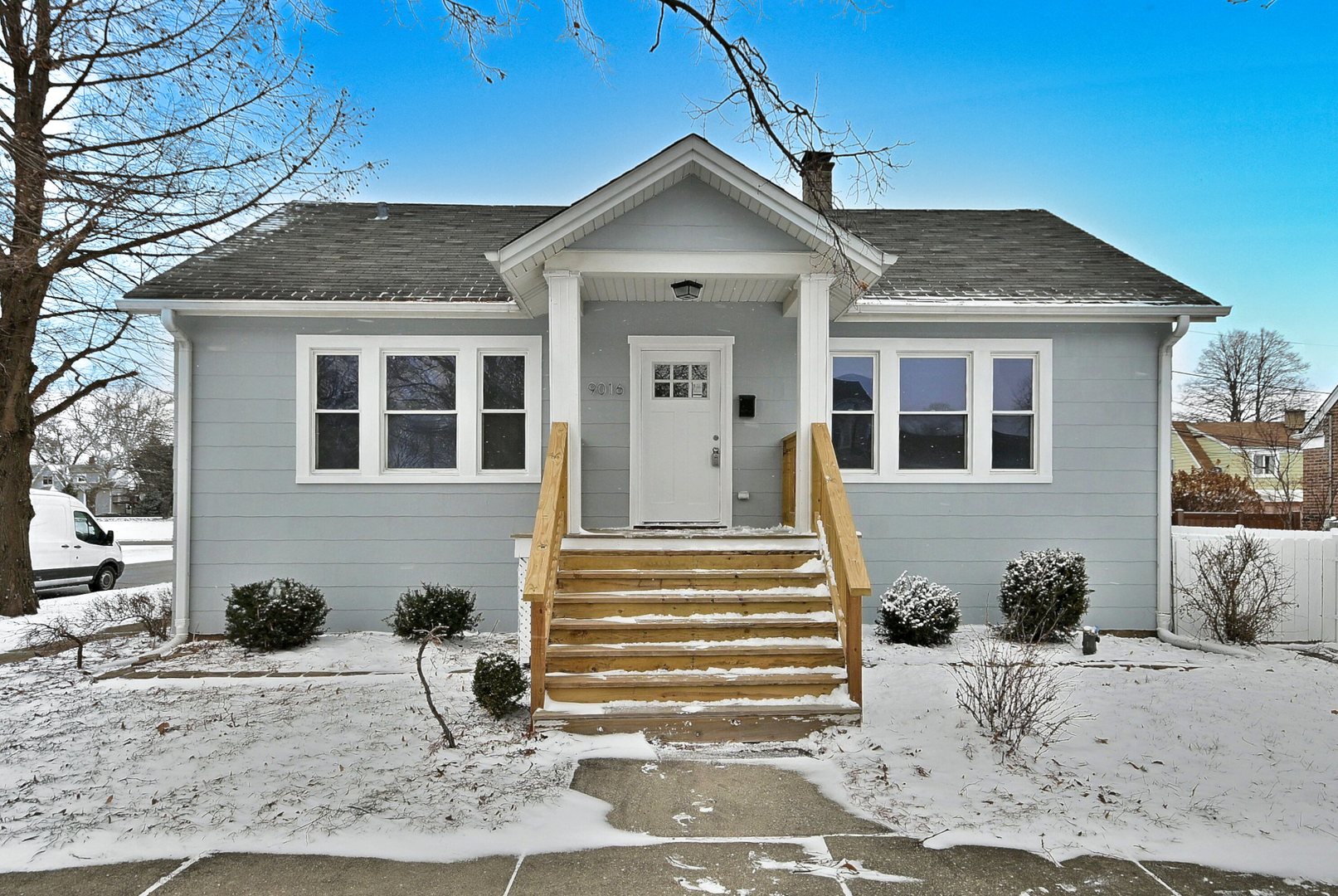 Photo of 9016 Southview Avenue, Brookfield, IL 60513