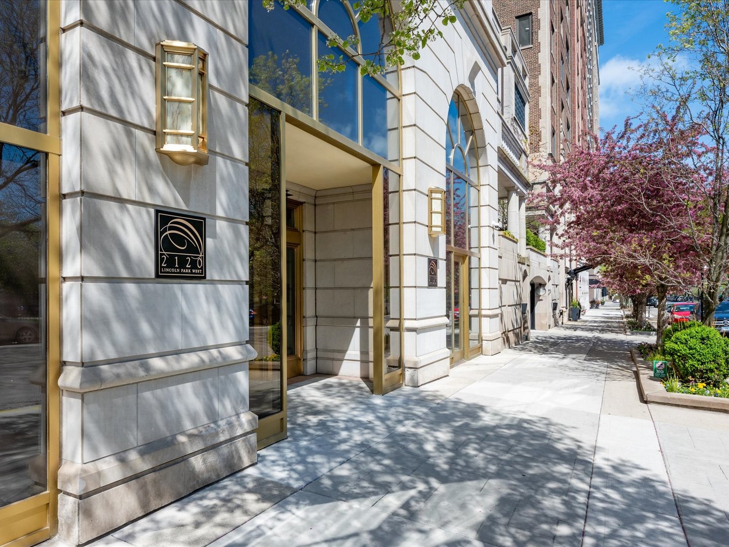 Photo of 2120 N Lincoln Park West, Chicago, IL 60614