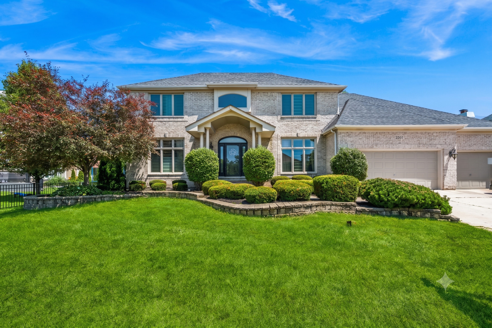 Photo of 2207 Leverenz Road, Naperville, IL 60564
