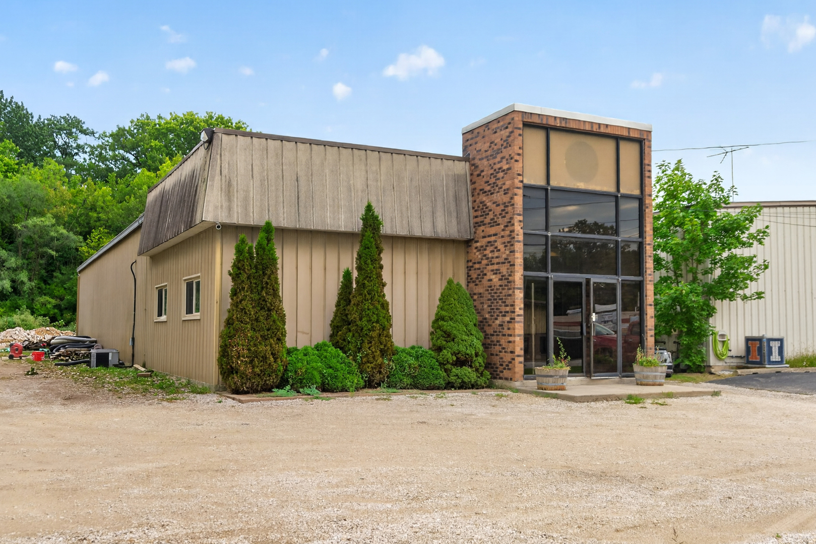 Photo of 520 S River Street, Batavia, IL 60510