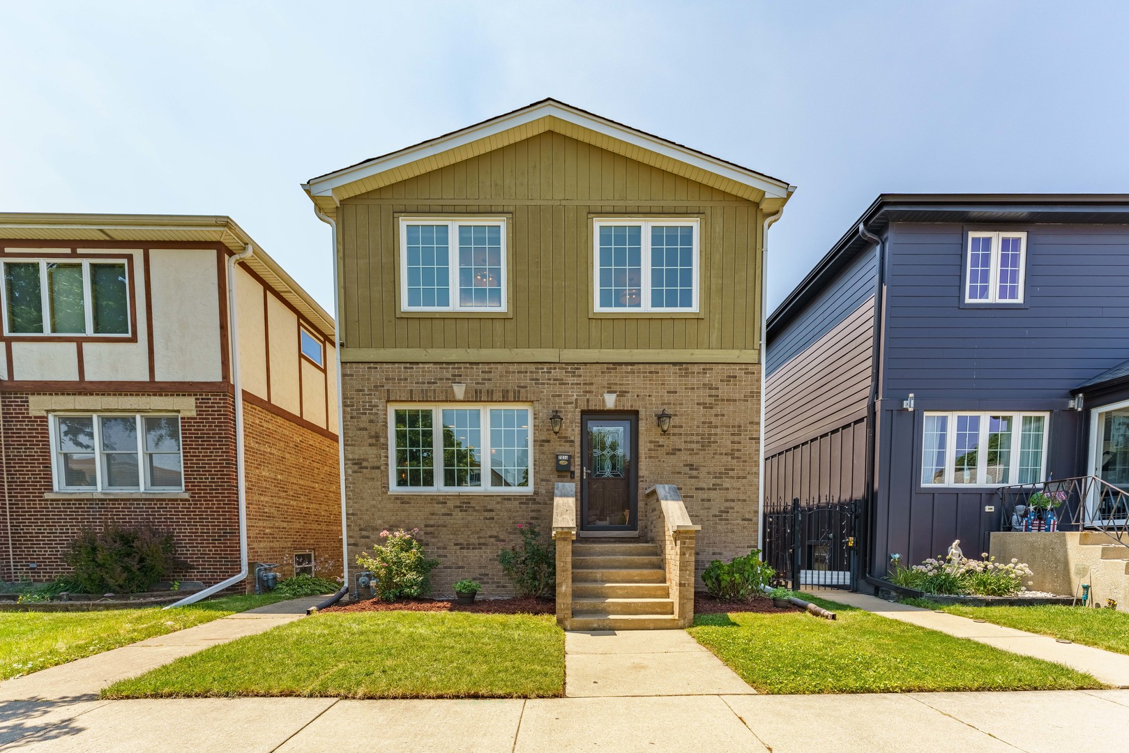 Photo of 2030 N 72nd Court, Elmwood Park, IL 60707