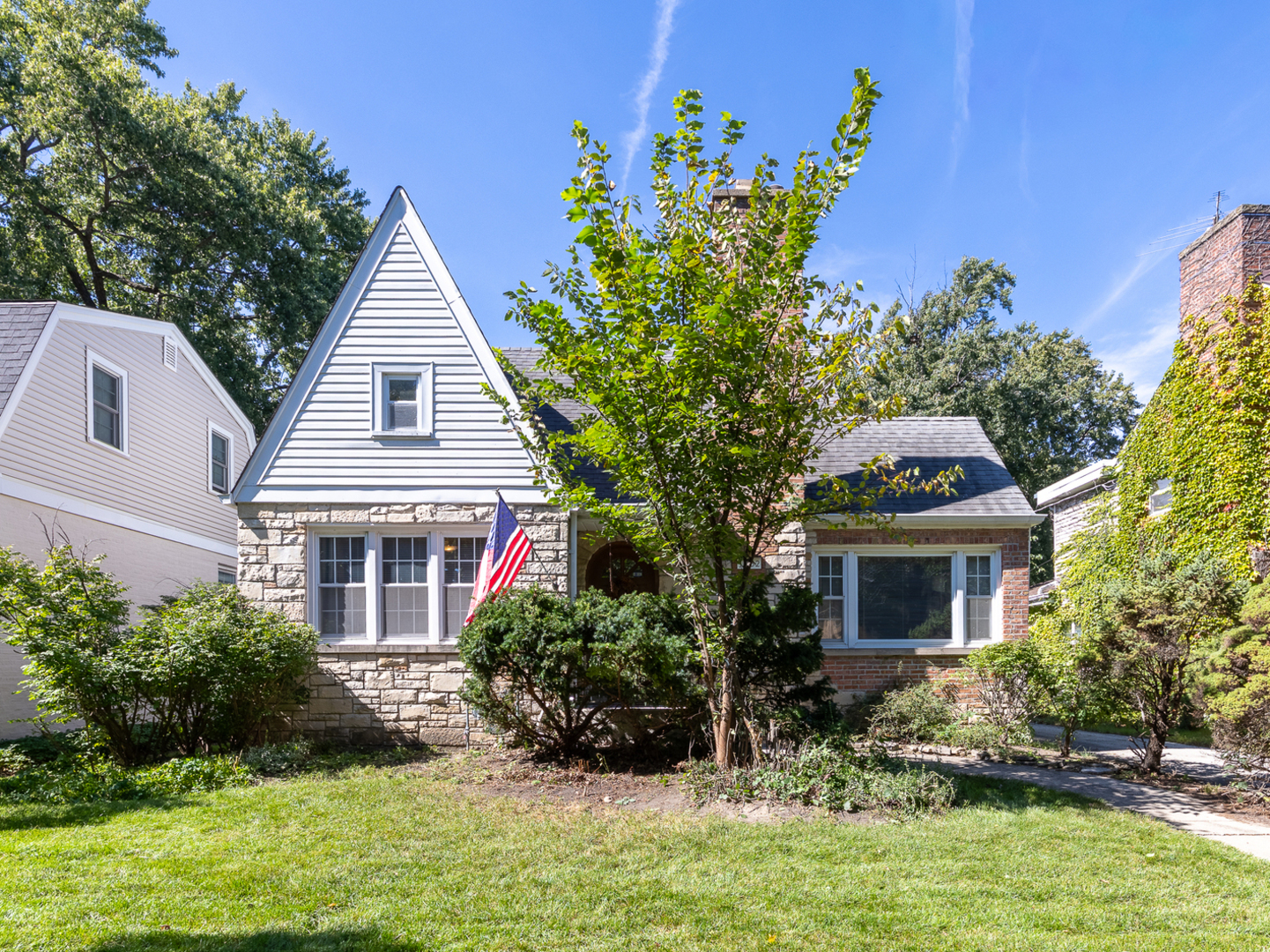 Photo of 1032 Vernon Avenue, Park Ridge, IL 60068