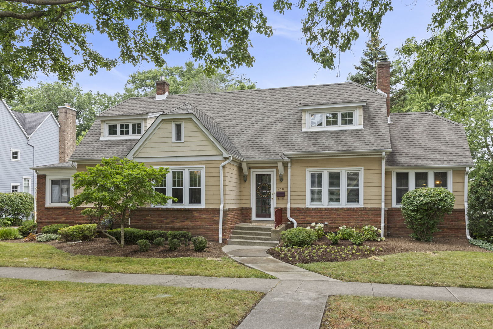 Photo of 260 N Charlotte Street, Lombard, IL 60148