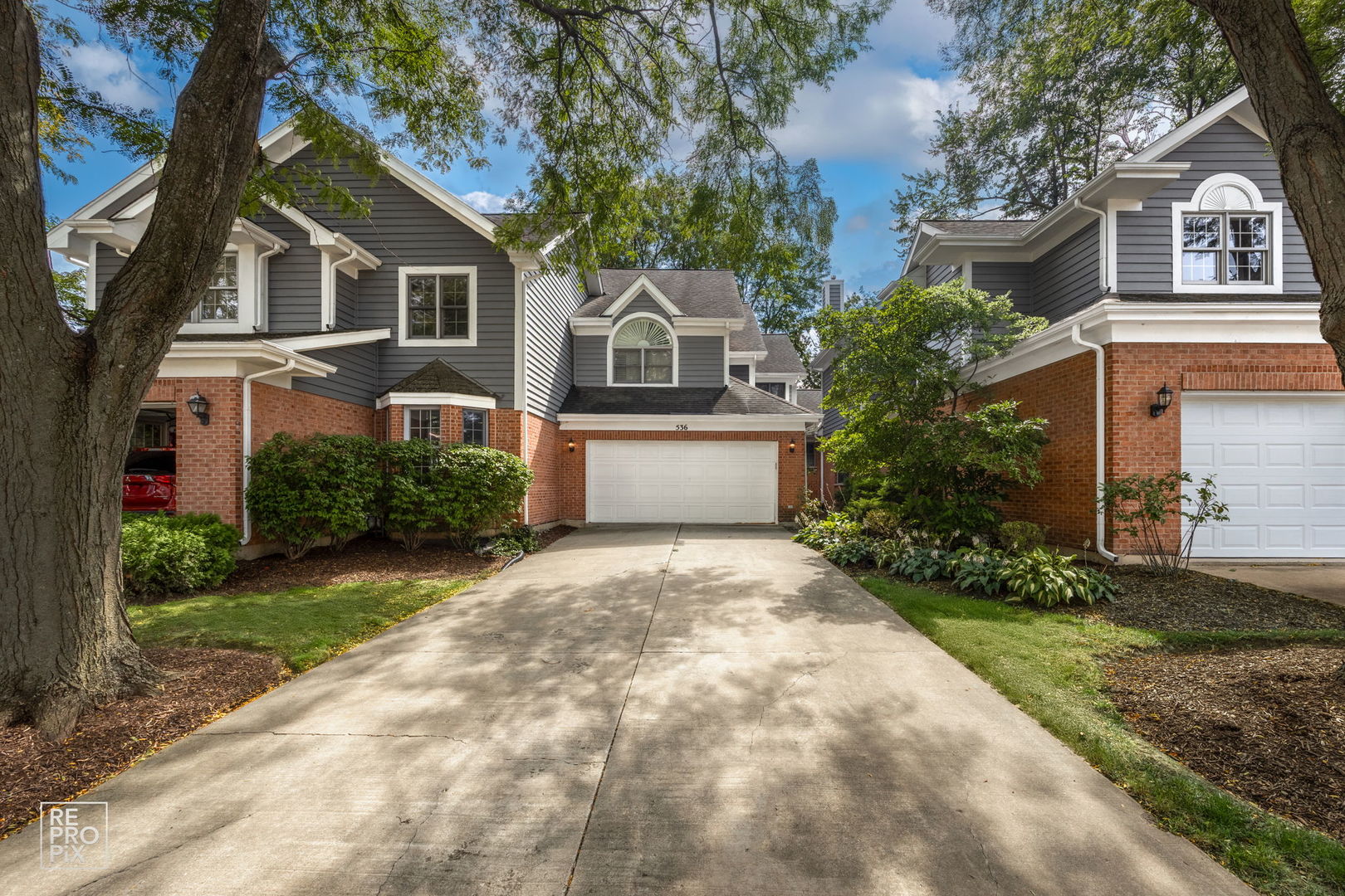 Photo of 536 W EVERGREEN Street, Wheaton, IL 60187