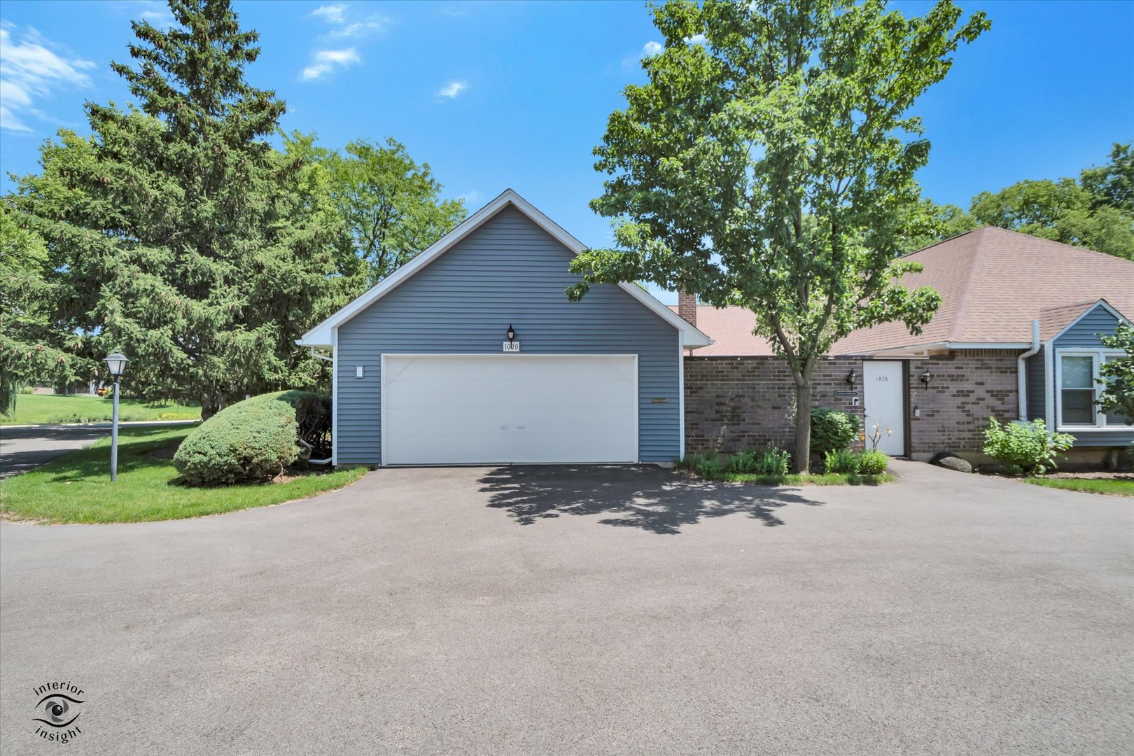 Photo of 1020 DARTMOUTH Drive, Wheaton, IL 60189