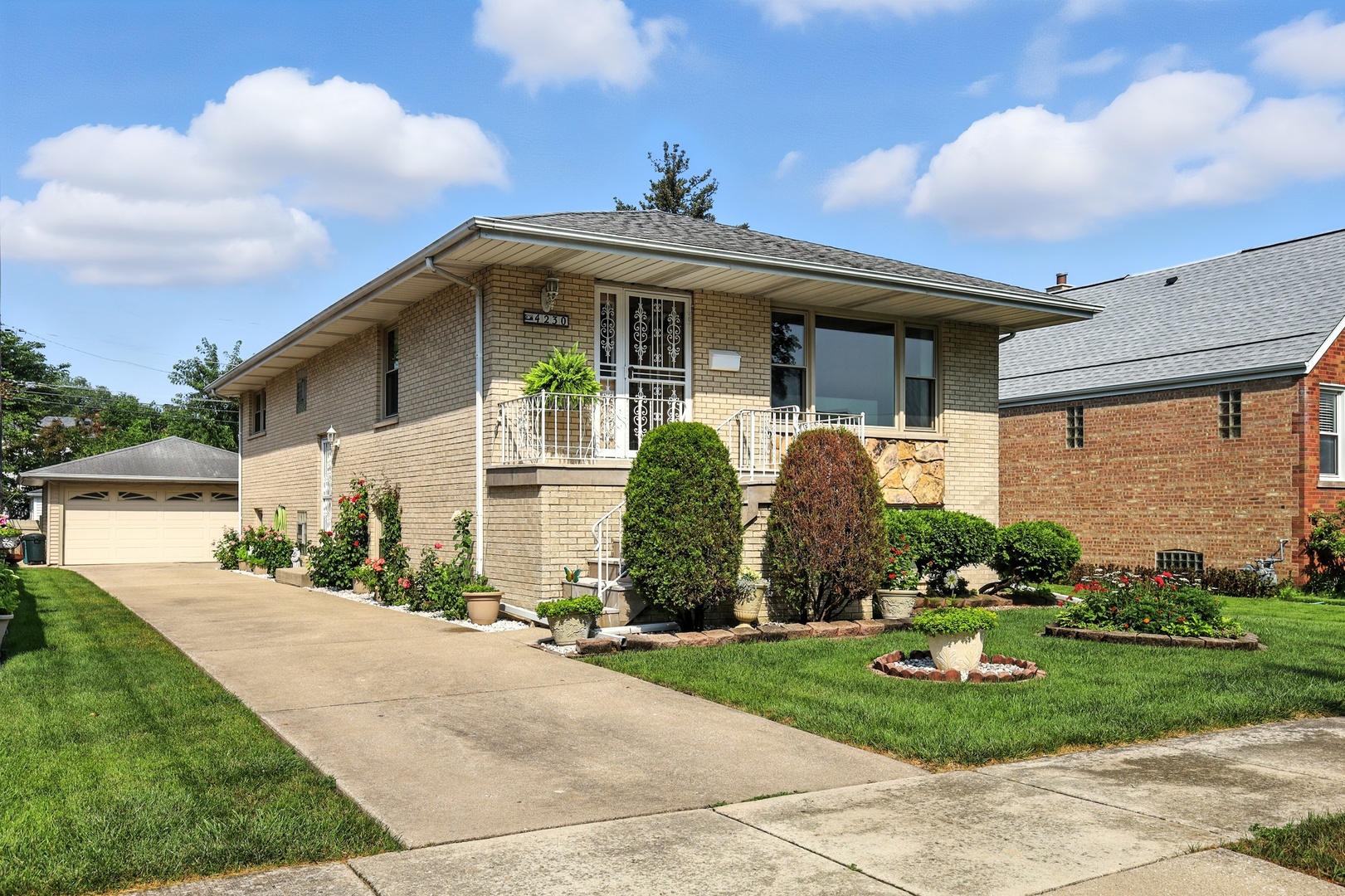 Photo of 4230 Prairie Avenue, Brookfield, IL 60513