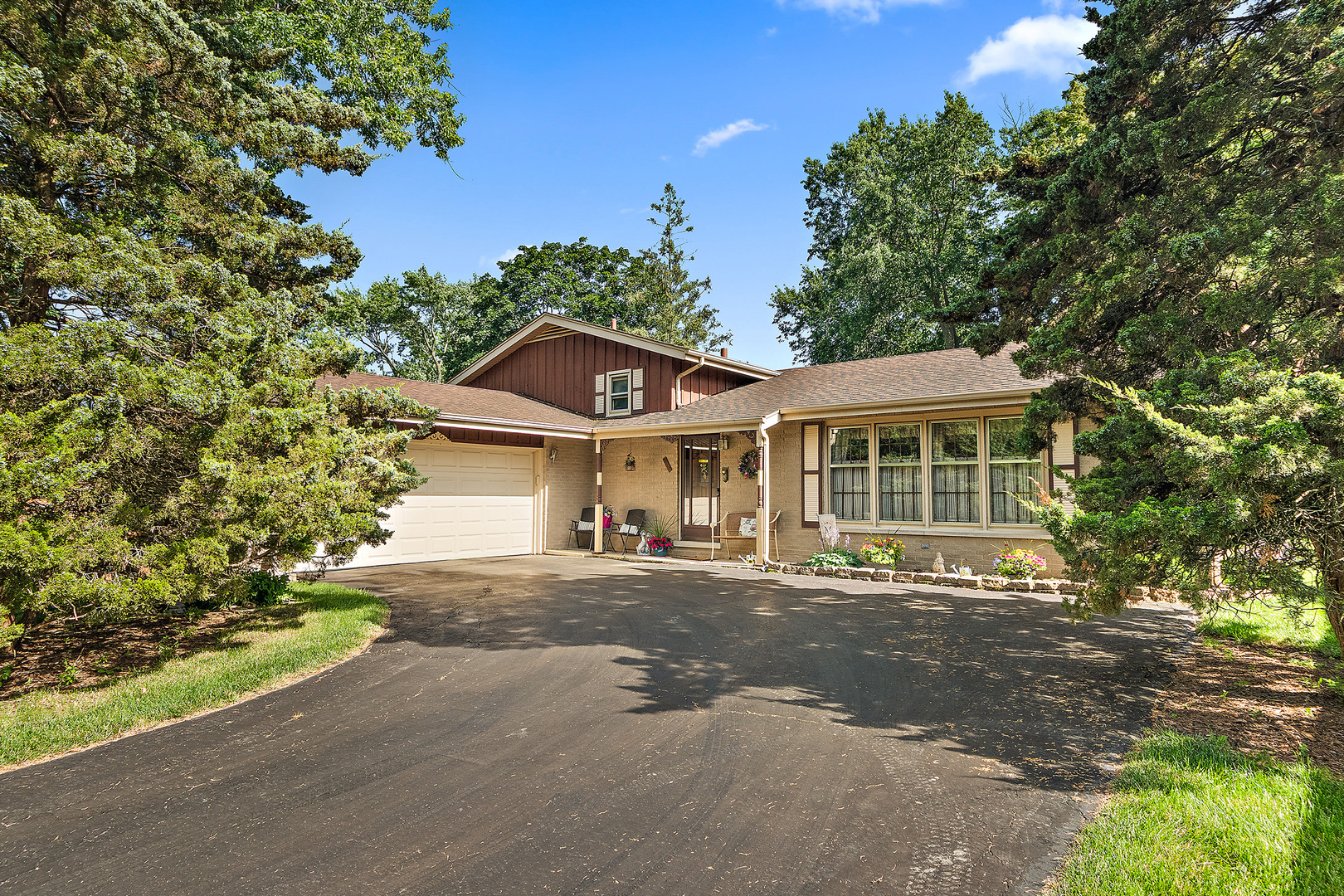 Photo of 540 Meadow Avenue, Frankfort, IL 60423