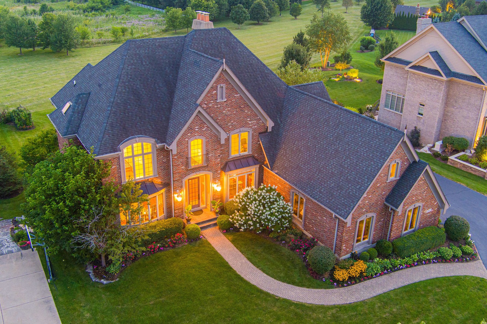 Photo of 39W675 Goldenrod Drive, St. Charles, IL 60175