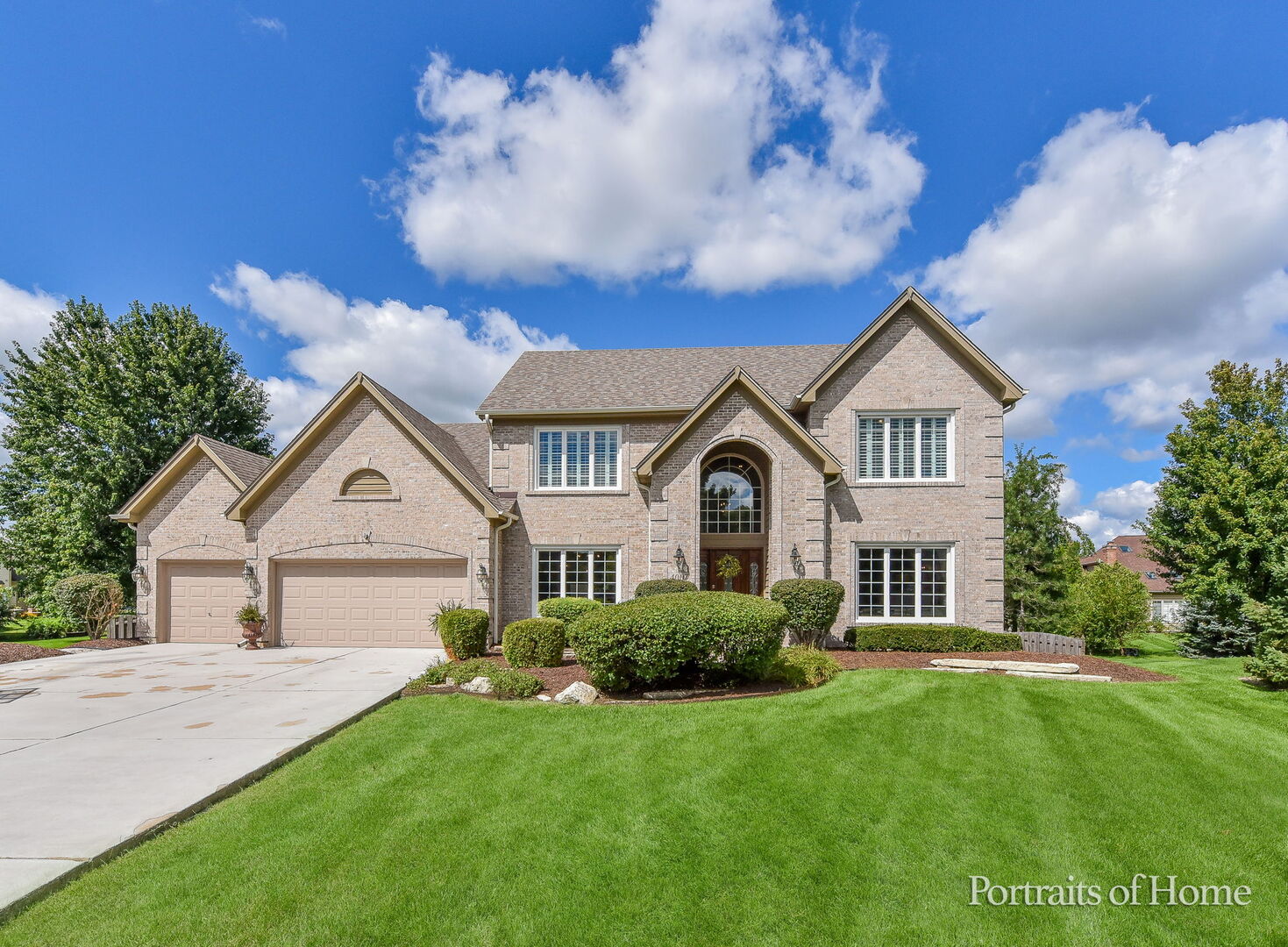 Photo of 4007 Heron Court, Naperville, IL 60564