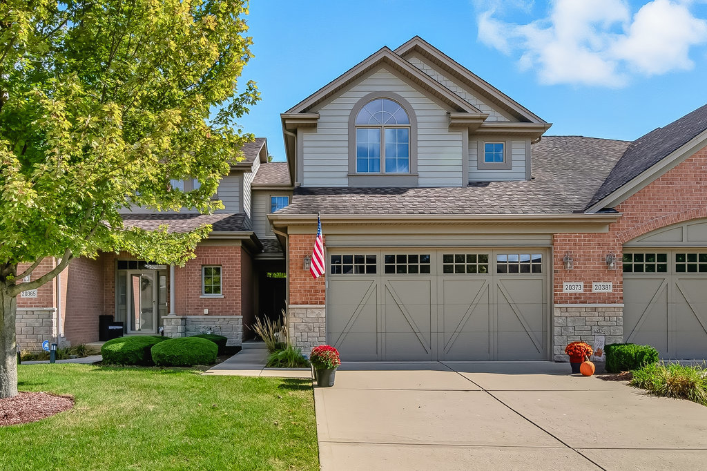 Photo of 20373 Mackinac Point Drive, Frankfort, IL 60423
