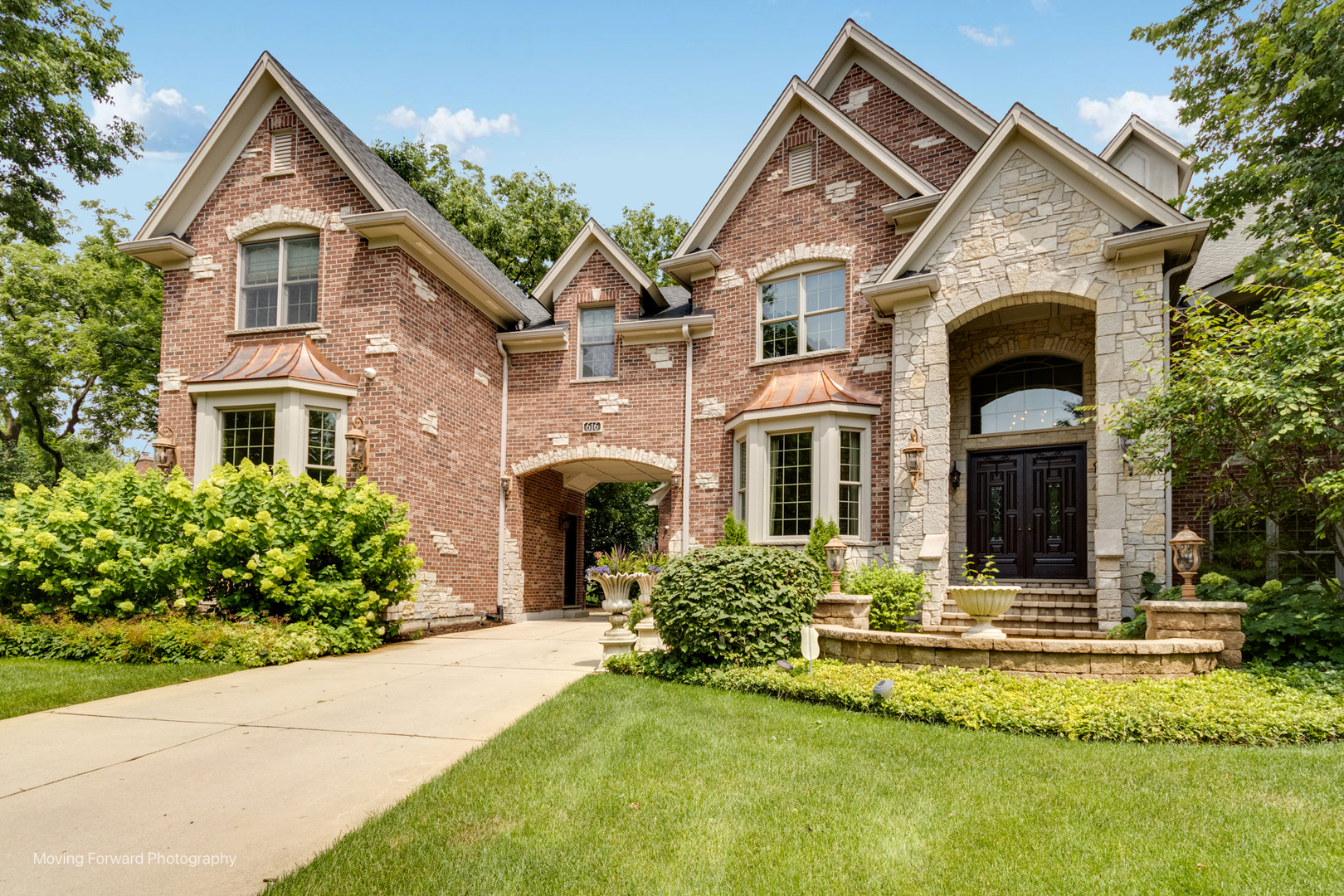 Photo of 616 Driftwood Court, Naperville, IL 60540