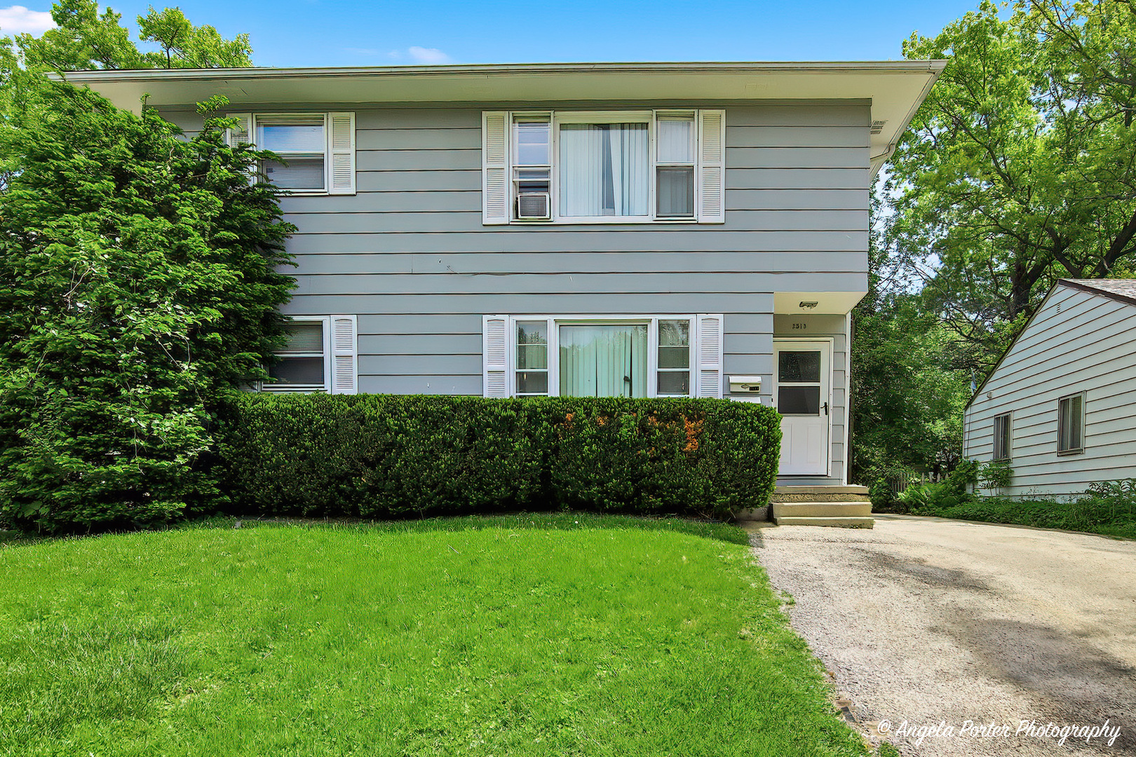 Photo of 2511 Western Avenue, Waukegan, IL 60087