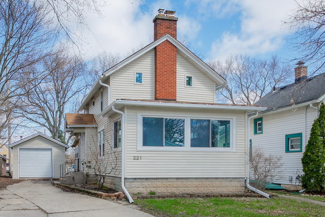 Photo of 221 Elm Street, Batavia, IL 60510