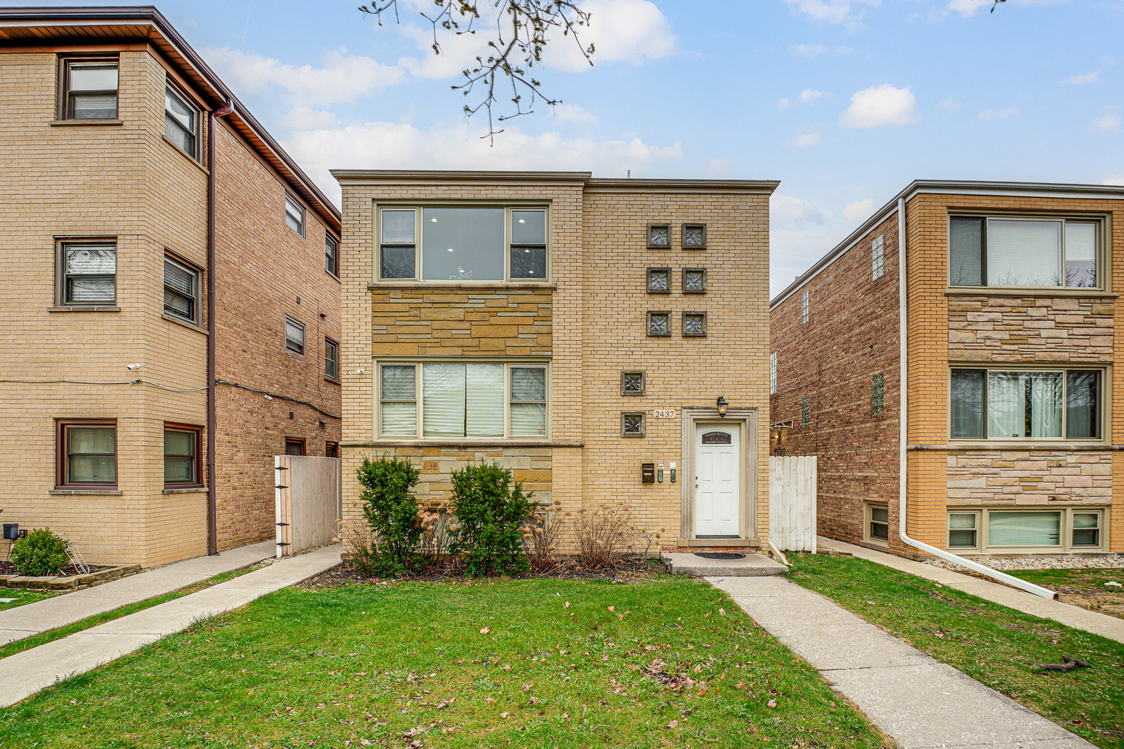 Photo of 2437 N 78th Avenue, Elmwood Park, IL 60707
