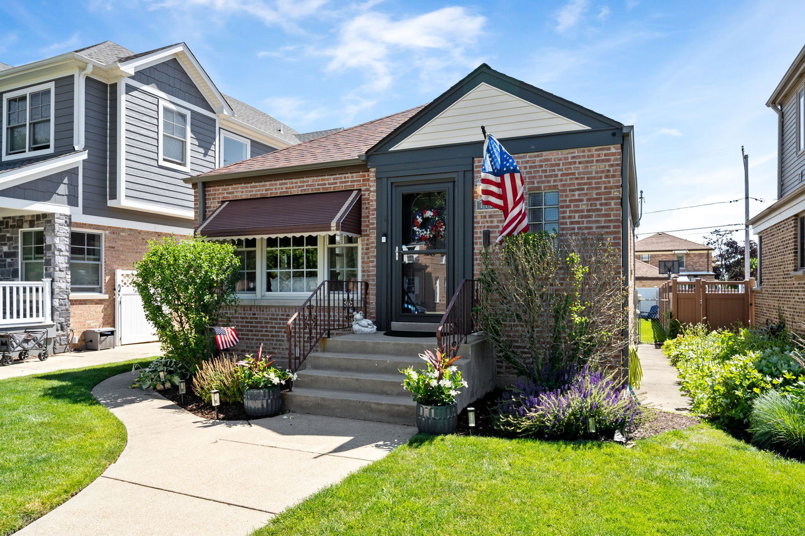 Photo of 7405 N ODELL Avenue, Chicago, IL 60631