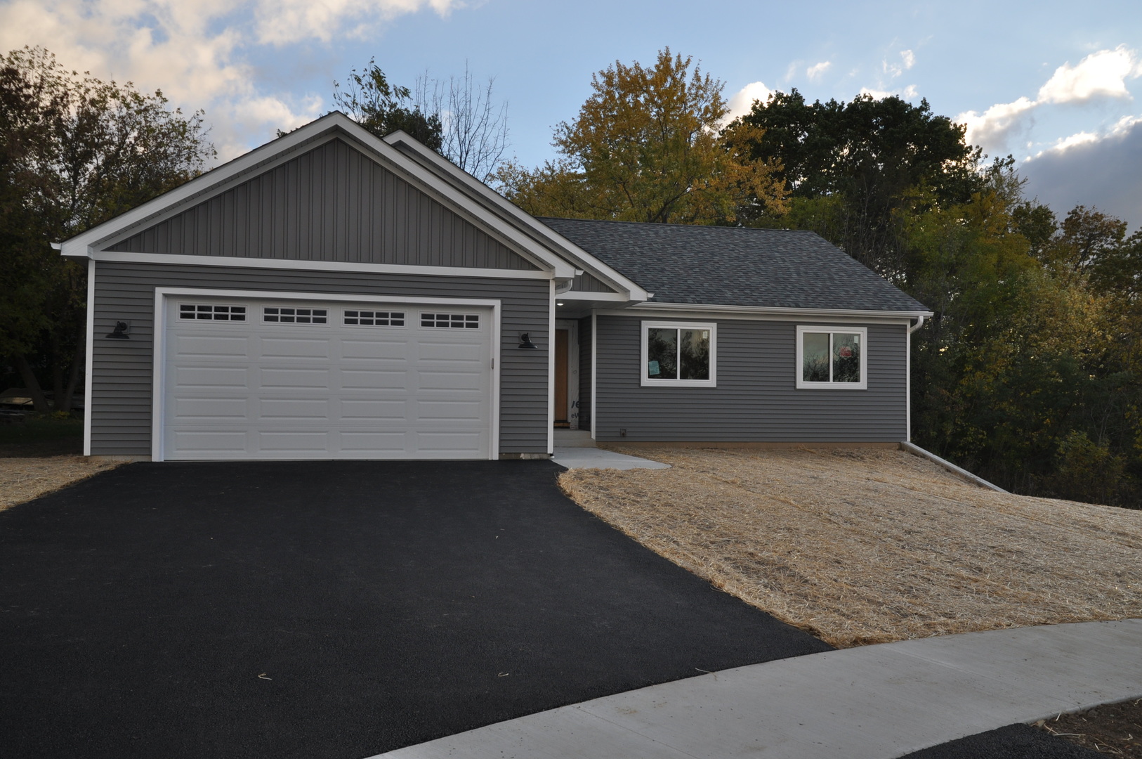 Photo of 316 Buena Terrace, Antioch, IL 60002