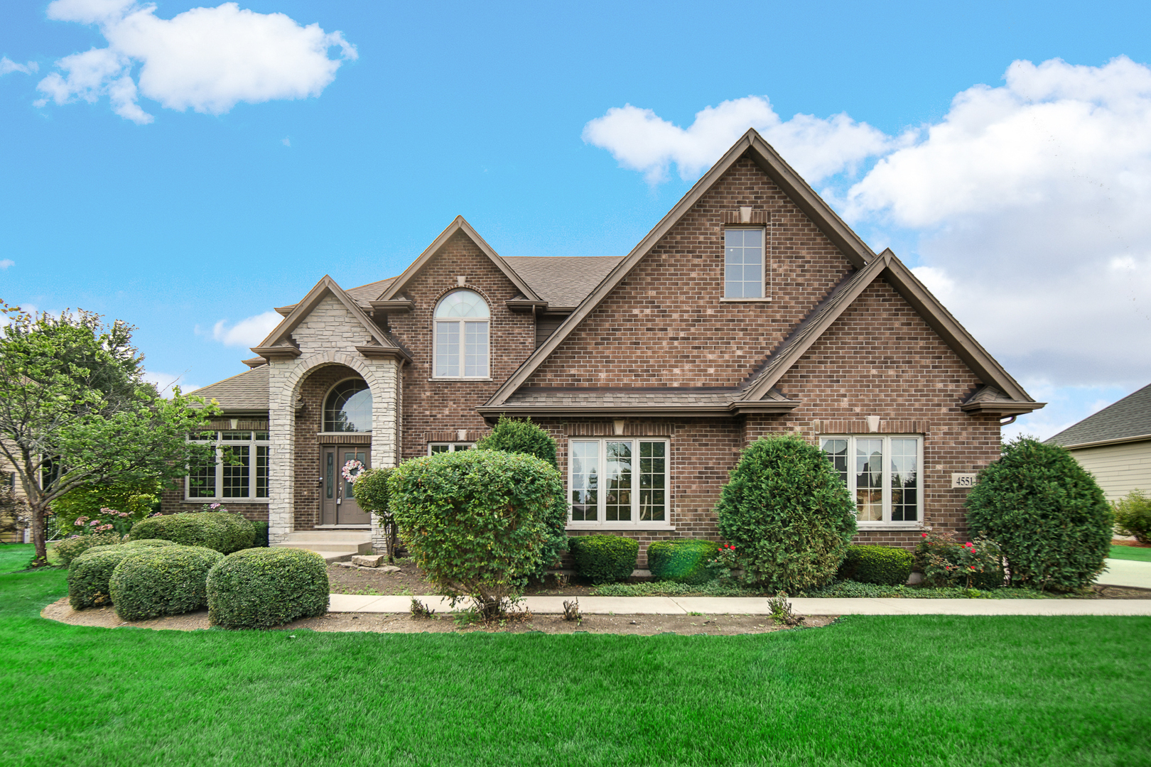 Photo of 4551 Sassafras Lane, Naperville, IL 60564