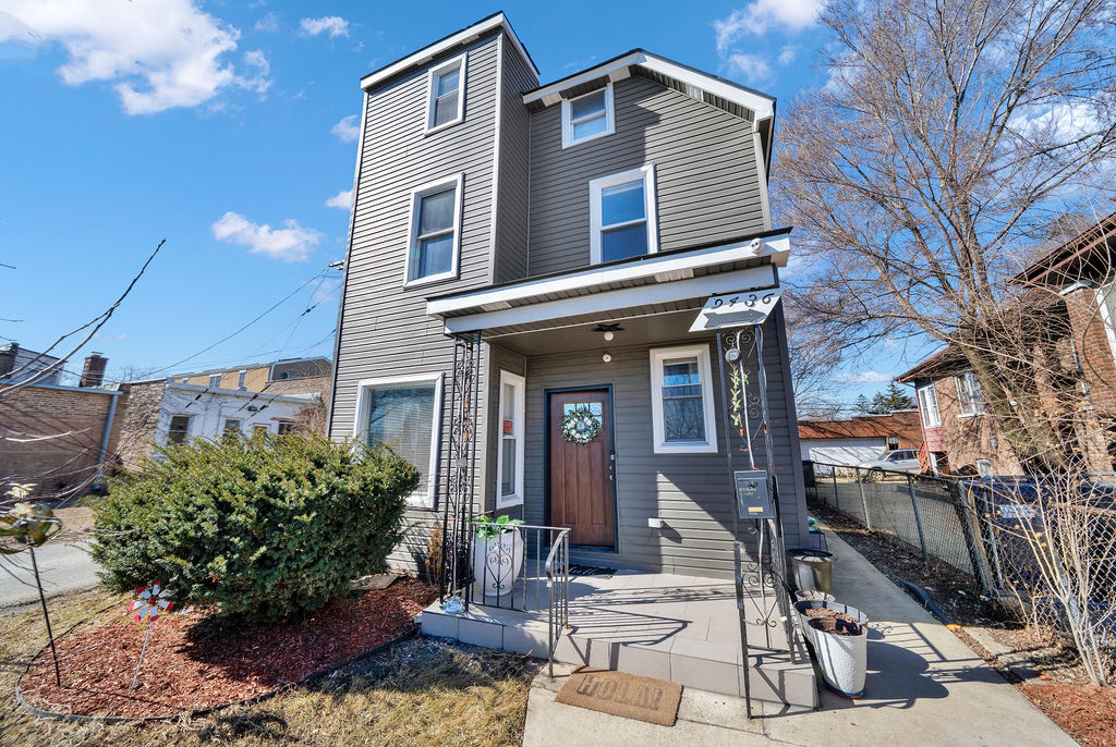 Photo of 9436 S Spaulding Avenue, Evergreen Park, IL 60805
