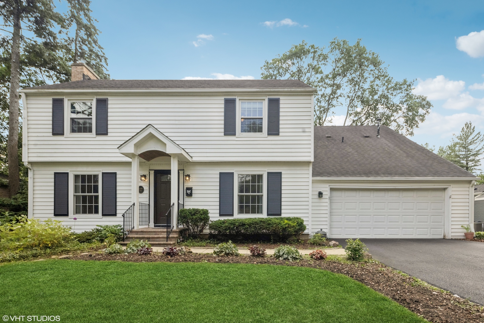 Photo of 220 E Elm Street, Wheaton, IL 60189
