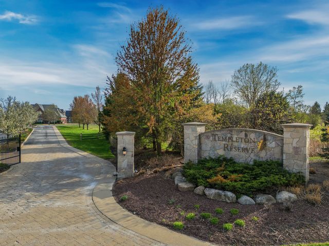 Photo of 17 TEMPLETON Court, Oak Brook, IL 60523