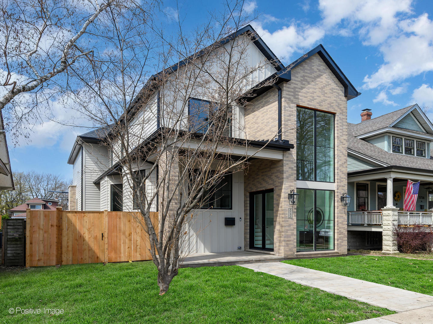 Photo of 3732 N Lowell Avenue, Chicago, IL 60641