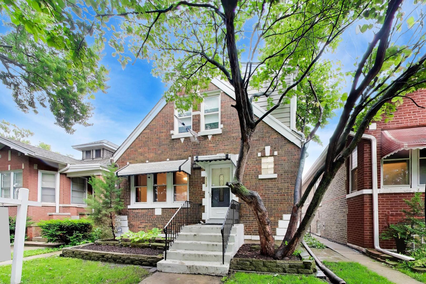 Photo of 5012 N Tripp Avenue, Chicago, IL 60630