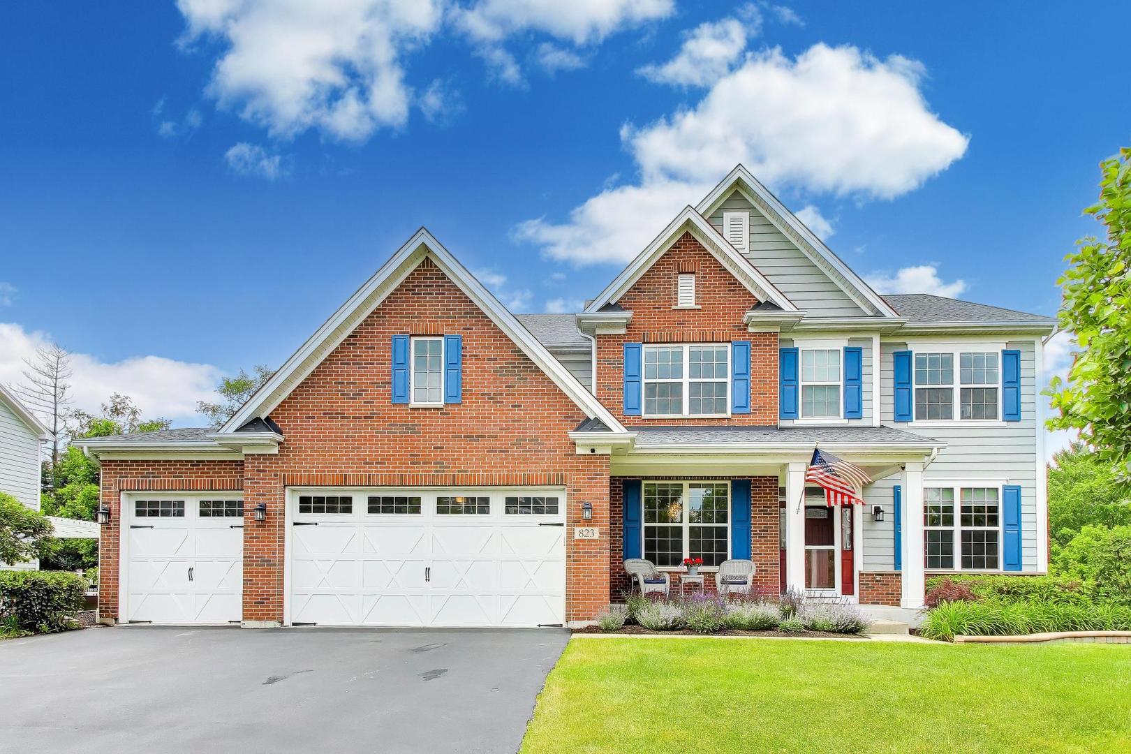 Photo of 823 Heatherfield Circle, Naperville, IL 60565