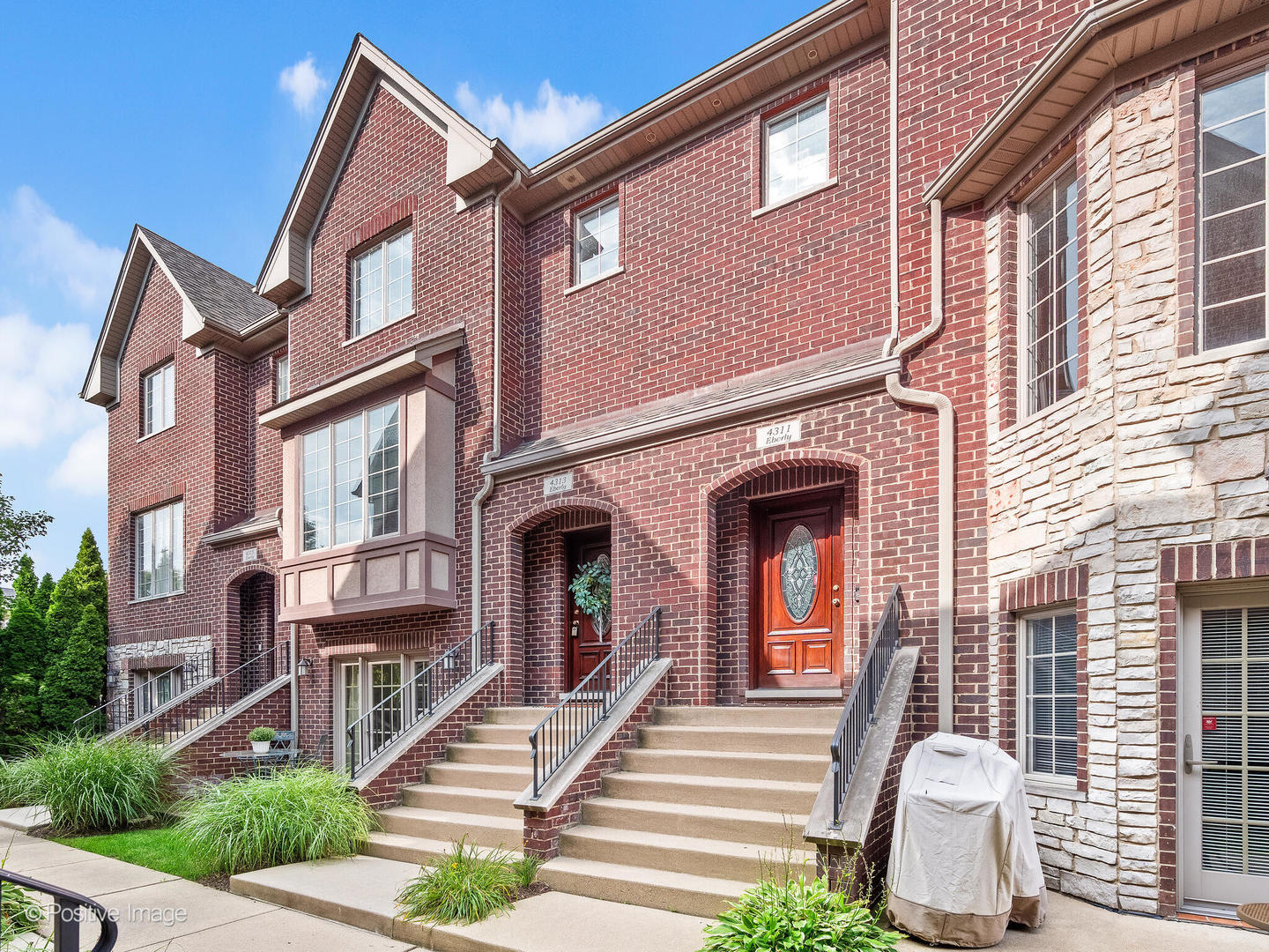 Photo of 4313 Eberly Avenue, Brookfield, IL 60513