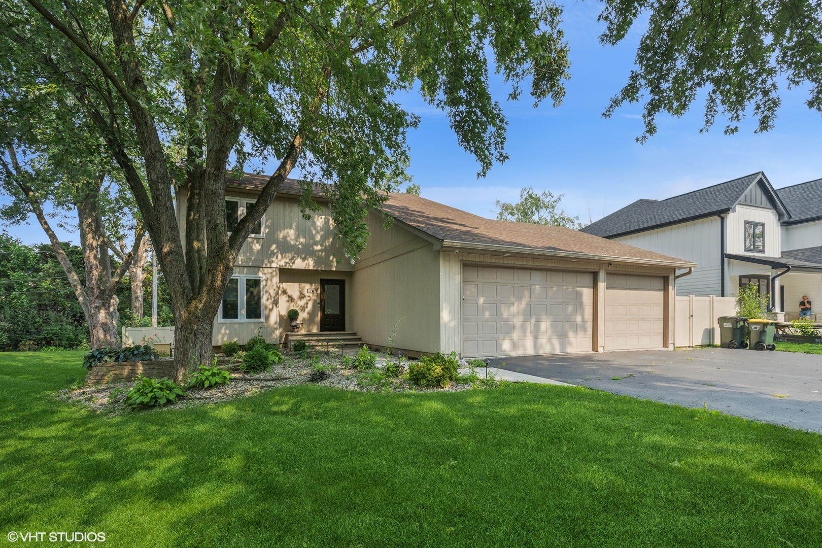 Photo of 1507 S Addison Avenue, Lombard, IL 60148